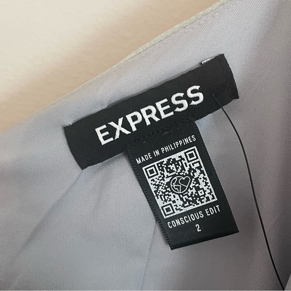 EXPRESS NWT Floral Satin Bow Back Crop Top - Sage Green Pink Size 2 - Picture 4 of 13